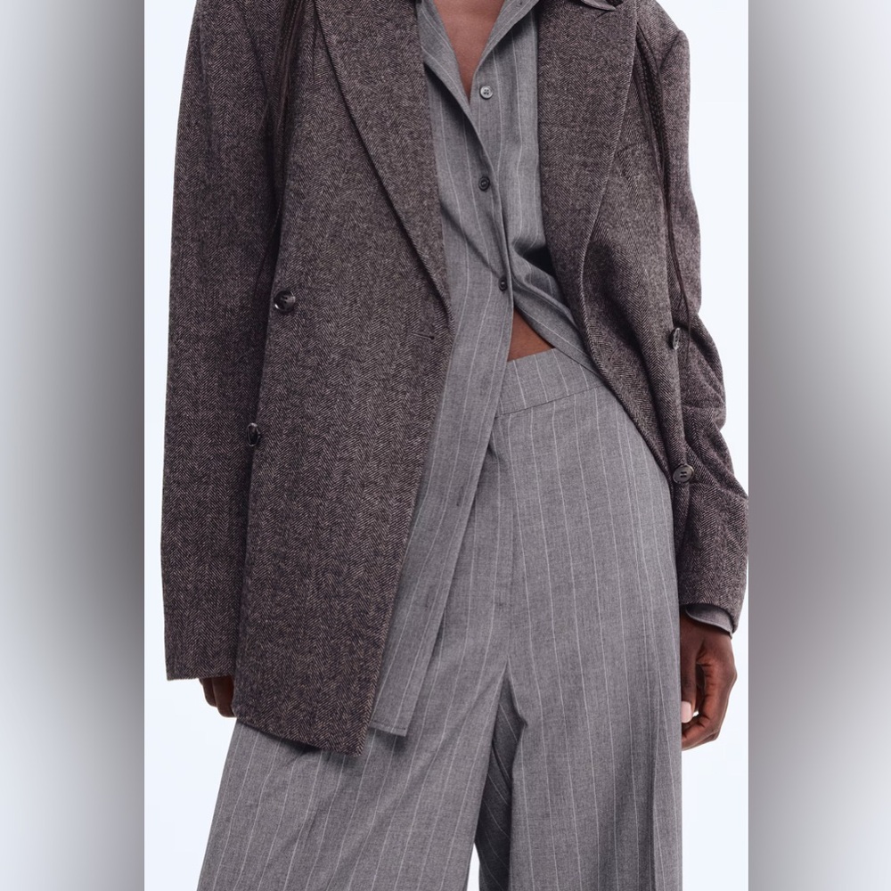 H&M Gray Pinstripe Matching Set - Picture 3 of 6